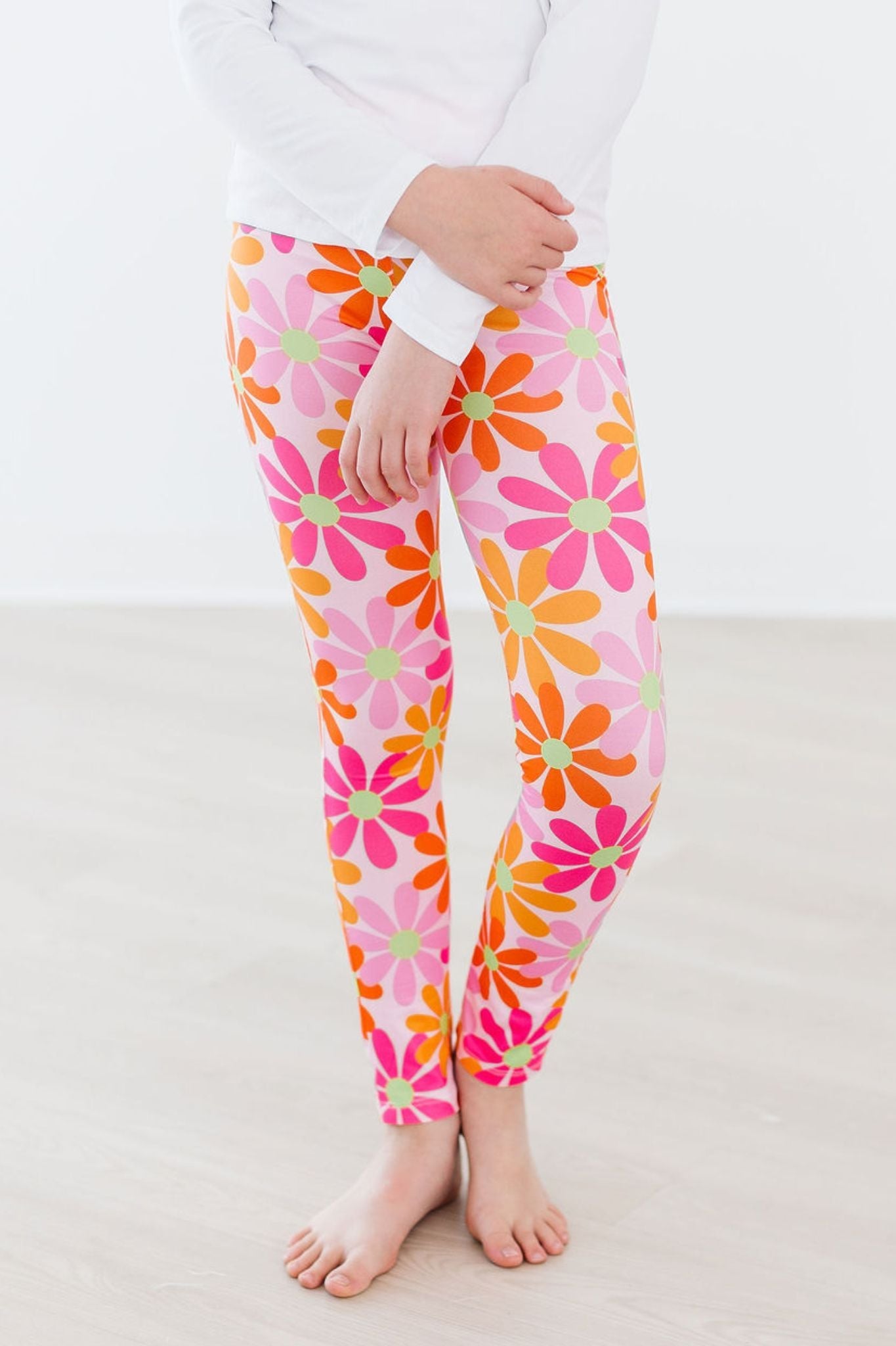 Mila & Rose:  Retro Daisies Leggings