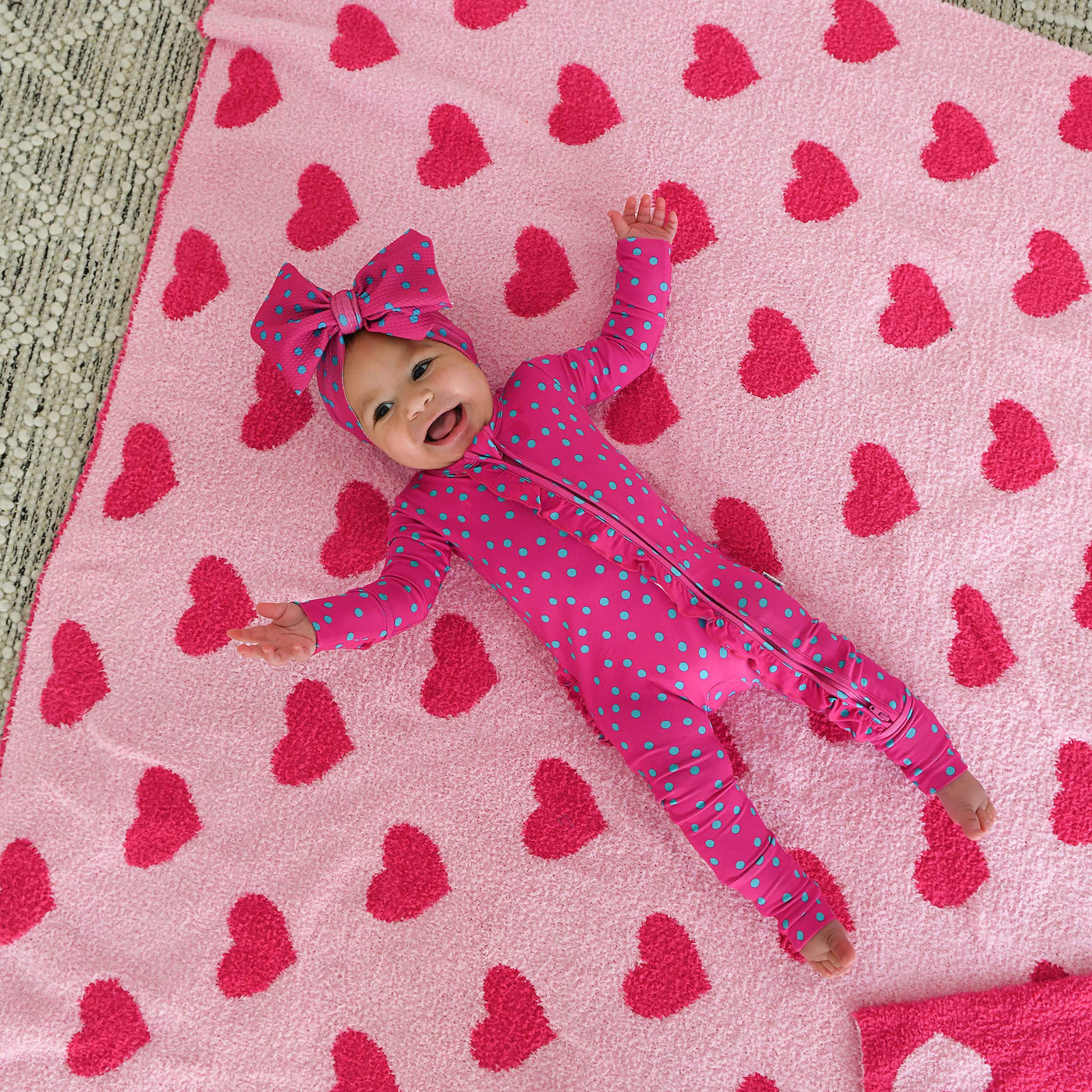 Gigi and Max - Pink Heart Plush Blanket