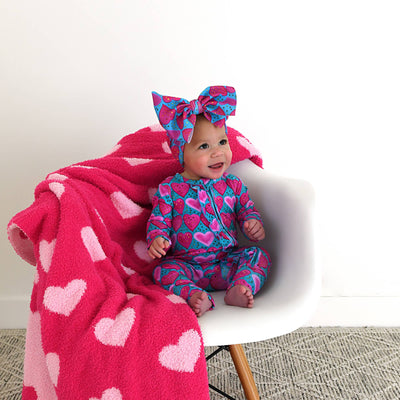 Gigi and Max - Pink Heart Plush Blanket