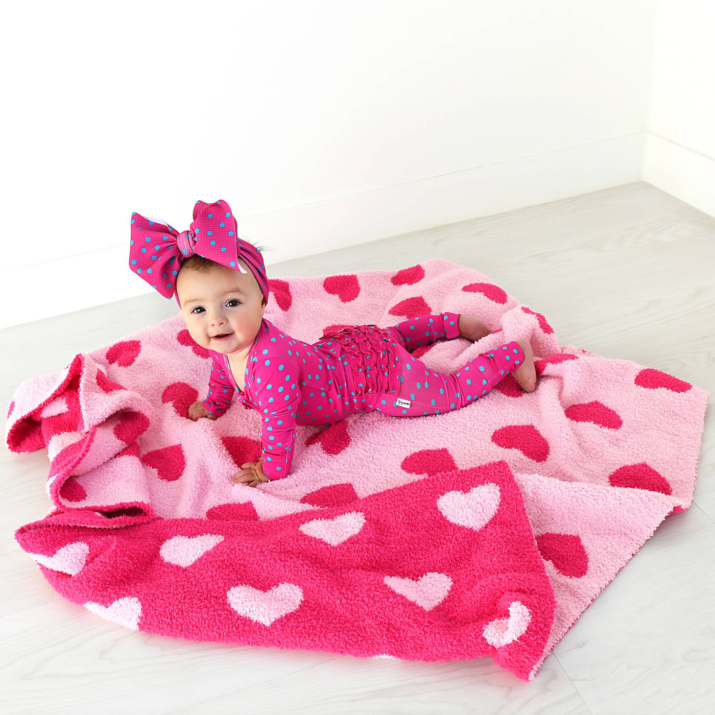 Gigi and Max - Pink Heart Plush Blanket