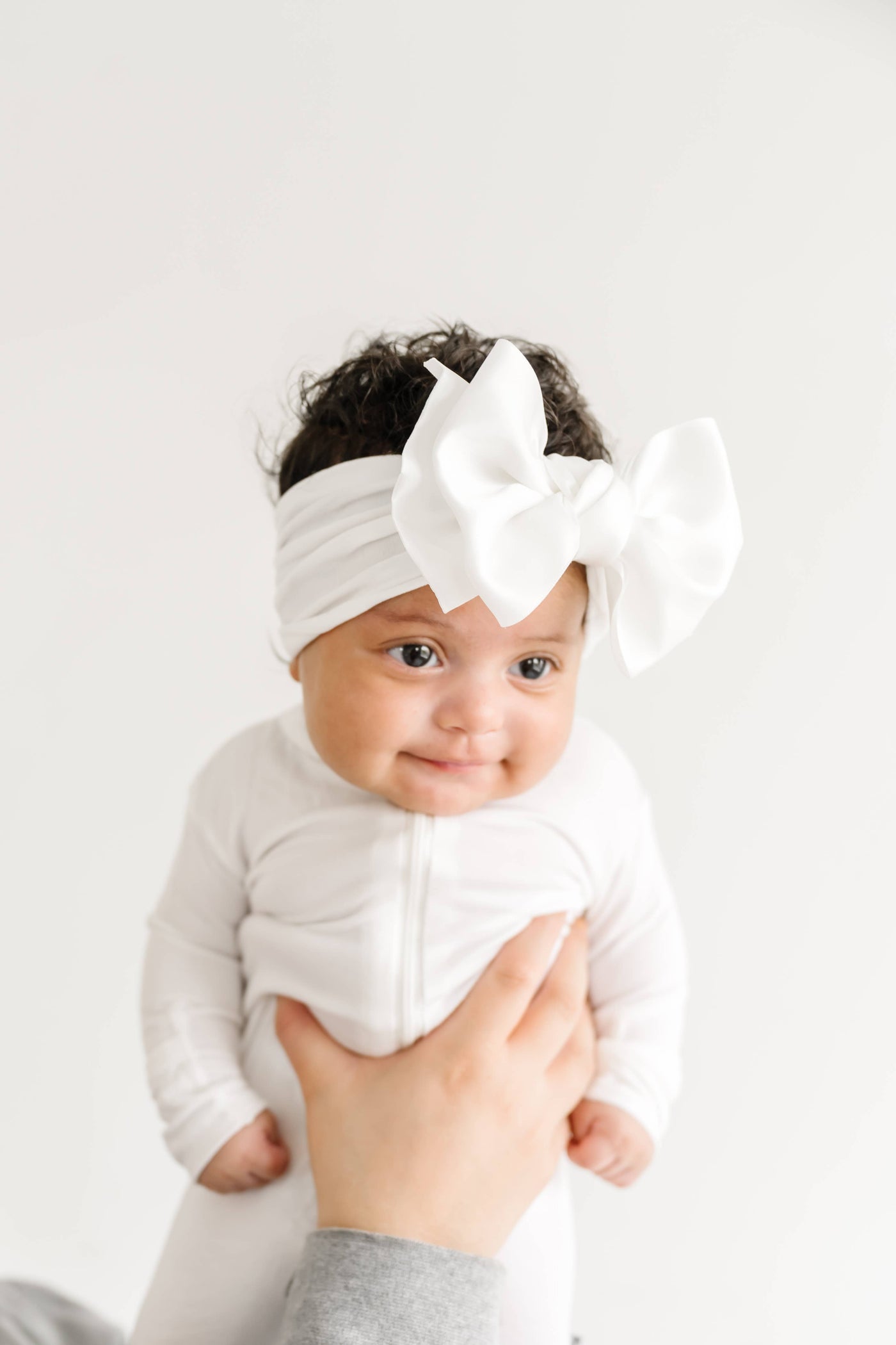 Baby Bling Bows Satin Fab Headwrap: White