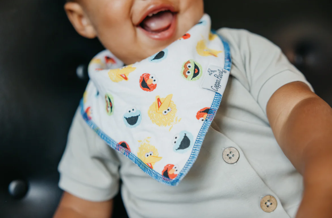 Copper Pearl Bandana Bib Set: Elmo