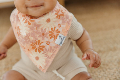 Copper Pearl Bandana Bib Set: Rue