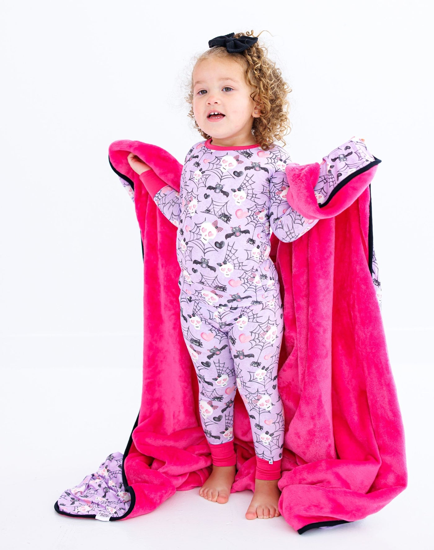 Birdie Bean Glow-in-the-Dark Pajama Set: Carrie