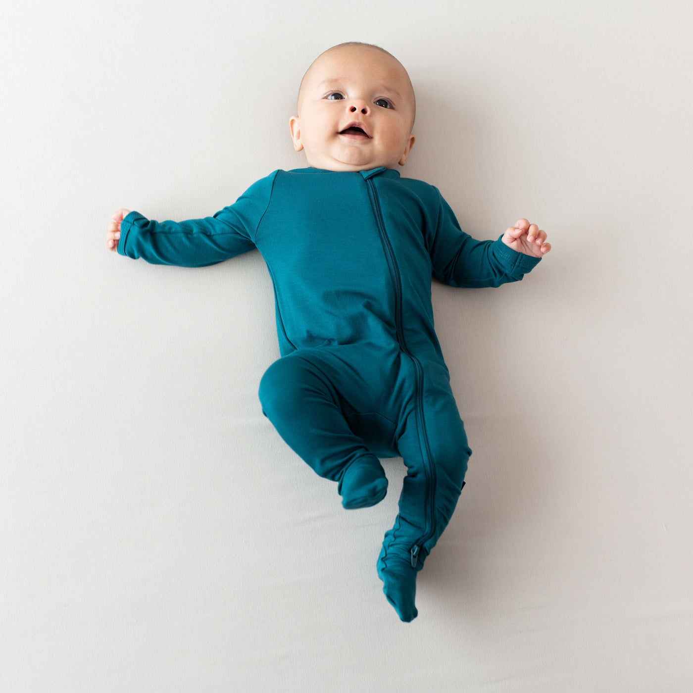 Kyte Baby Zippered Footie: Loch