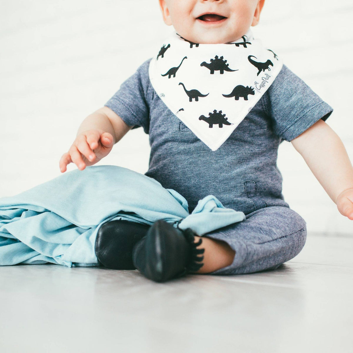 Copper Pearl Bandana Bib Set: Wild