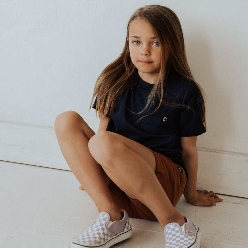 RAGS Essentials Short Sleeve Chest Pocket Rounded Kids Tee: Navy