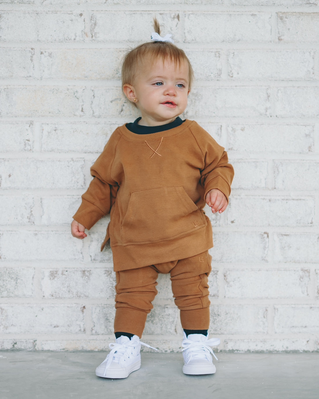 Little Bipsy Pocket Pullover: Caramel