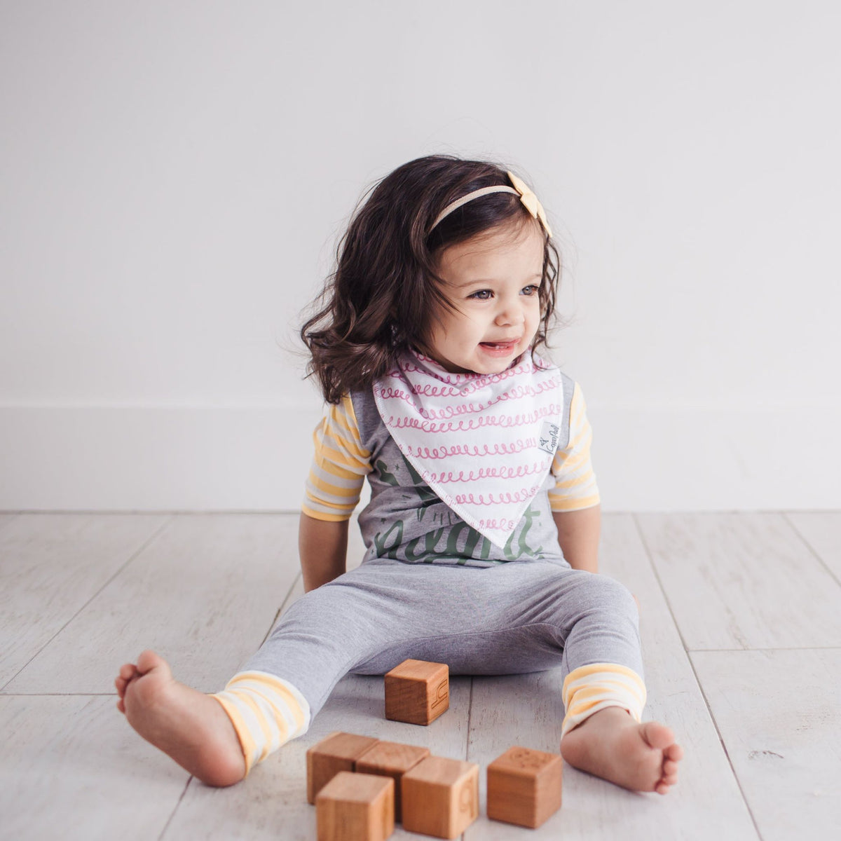 Copper Pearl Bandana Bib Set: Lola