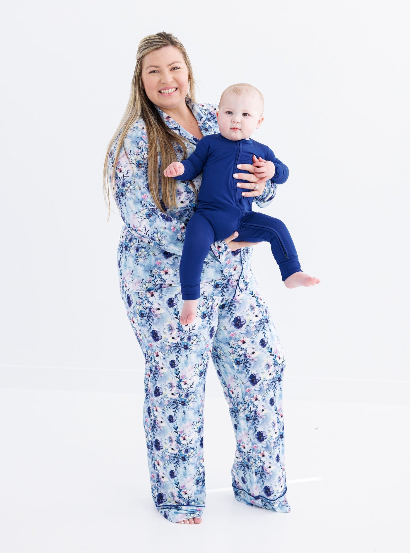 Birdie Bean Women's Lounge Set: Winter Floral